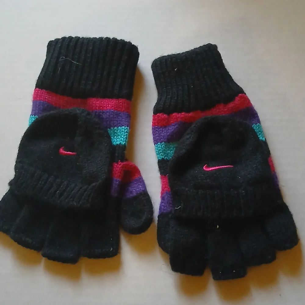 Nike Kids Girls Black and Multicolor Convertible Gloves GUC